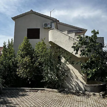 Appartement Sena *