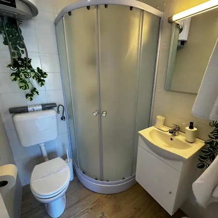 Sena Appartement *